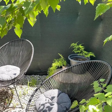 Grazioso Con Giardino Apartment *